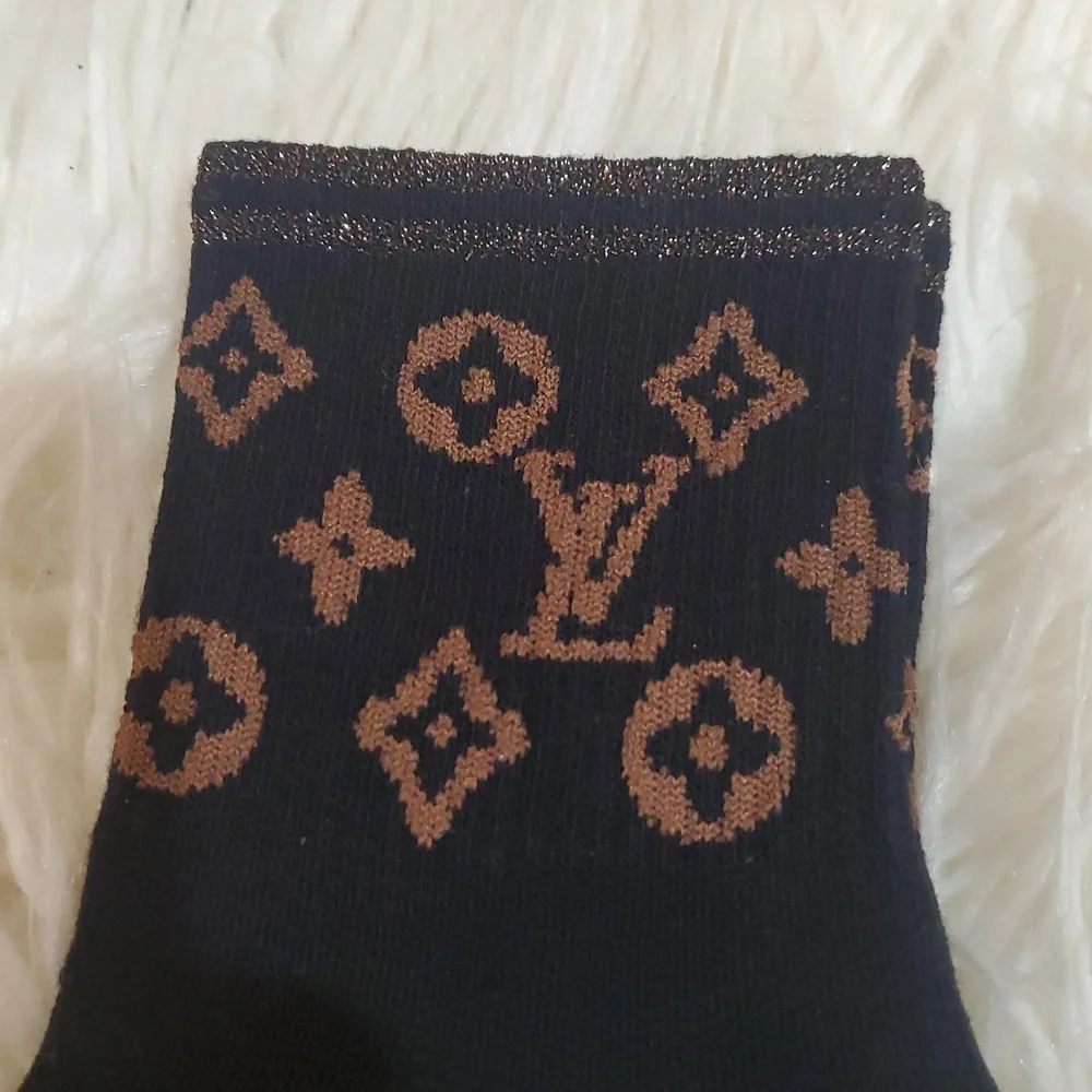 Louis Vuitton crew socks size medium - Picture 2 of 4